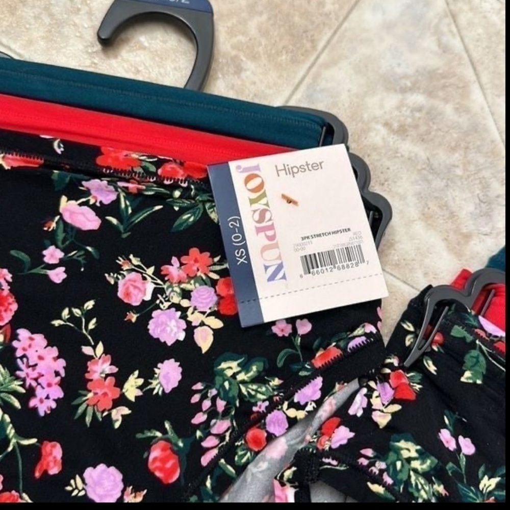 Women’s XS Hipster Underwear Bundle - Picture 2 of 2